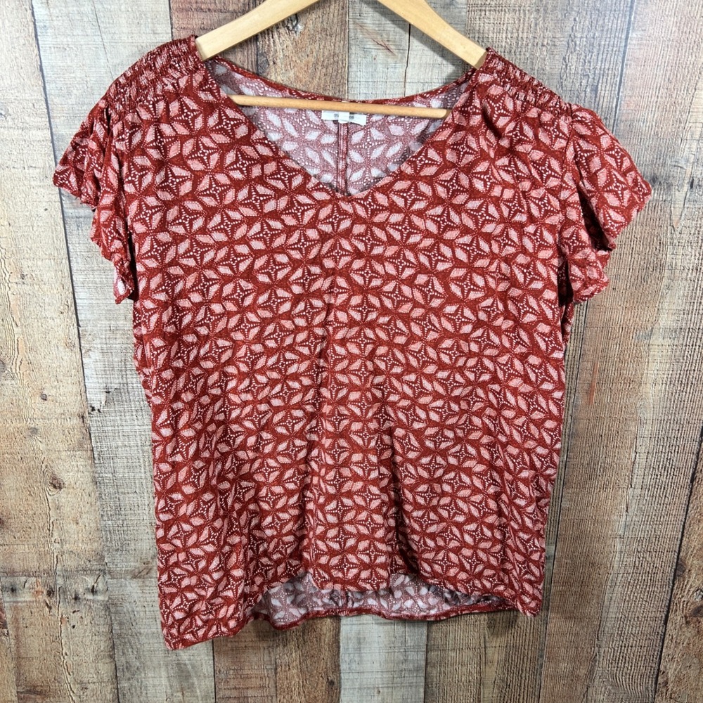 Maurices Womens XXL Rust Geometric Print V-Neck Flutter Sleeve Peasant Top